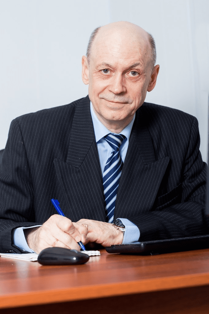 Виктор Князев