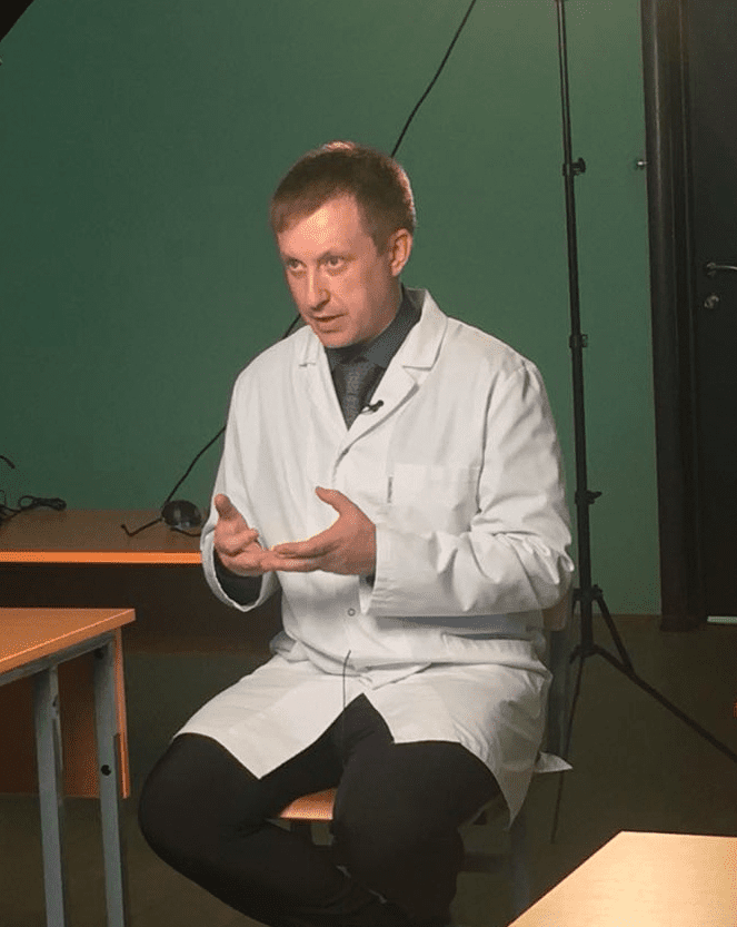 Александр Мирошников