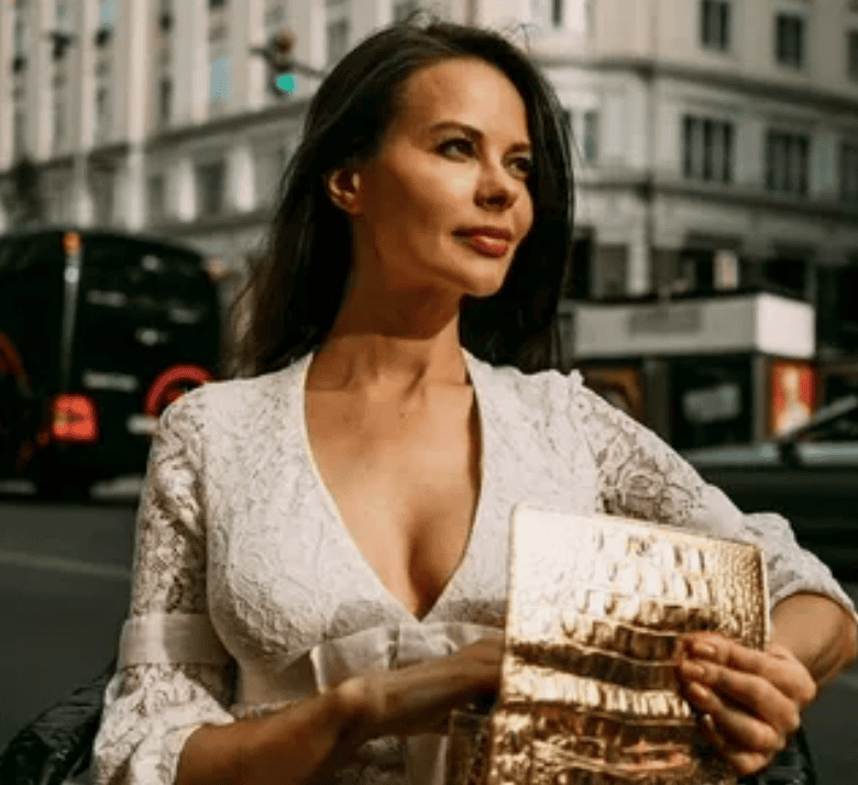 [Марина Велес] Вперёд и Вверх. Как Попасть в Цель (2019)