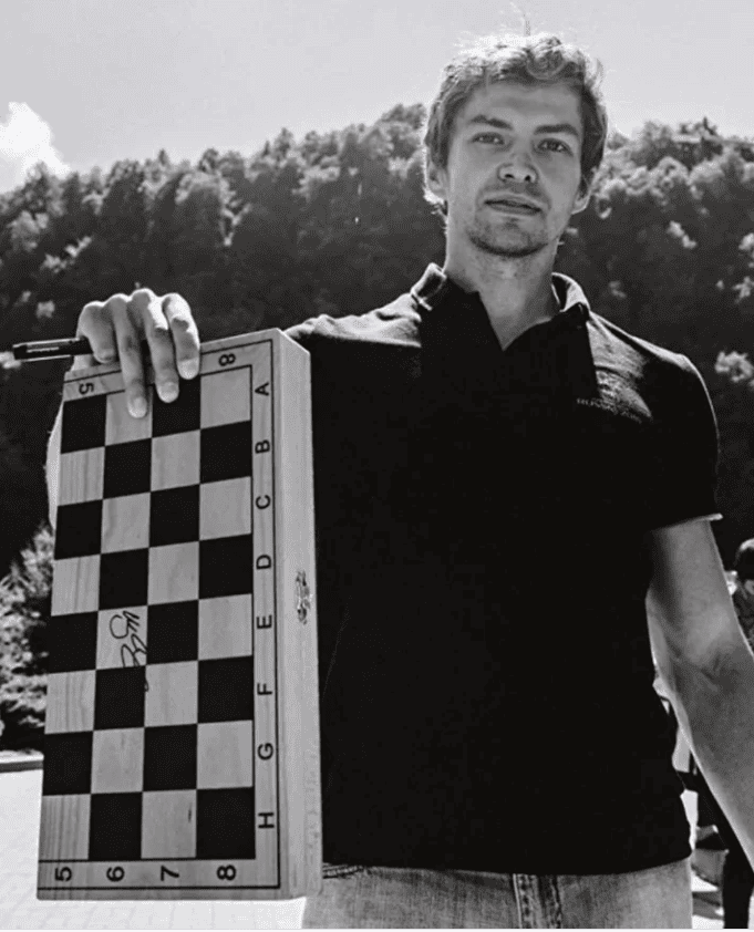 [Максим Омариев] Школа победителей ChessMaster. Тариф С бобром на байке (2022)