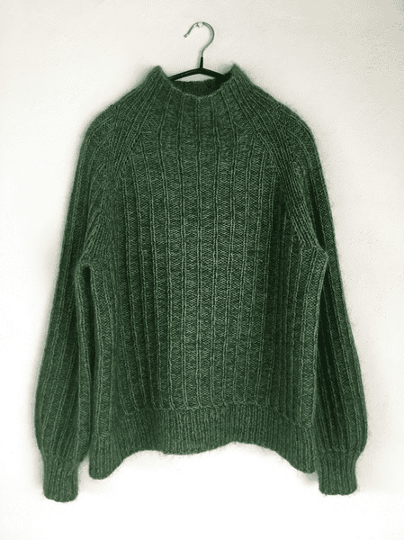 [Вяжи.ру] Пуловер резинкой спицами сверху Lunefuld (2024)