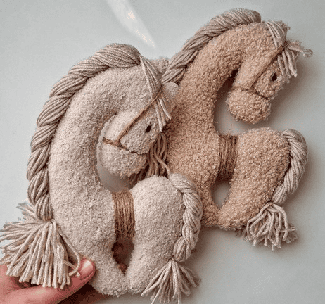 [Рита Дьяконова] Игрушка лошадка Молли (2025)