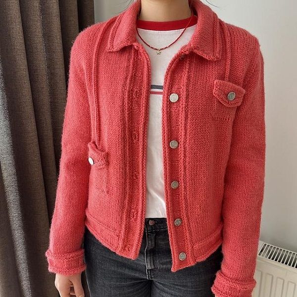 [Вязание] Вязаный спицами жакет в стиле джинсовой куртки White Jeans [Вяжи.ру] [Hinterm Stein]