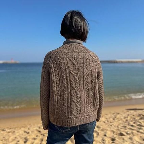 [Вязание] Вязаный спицами кардиган с косами Hotchoco Cardigan My Size [Вяжи.ру]