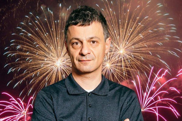 Из чего сделан мир? Новогоднее научное химическое шоу [Прямая речь] [Артем Оганов]