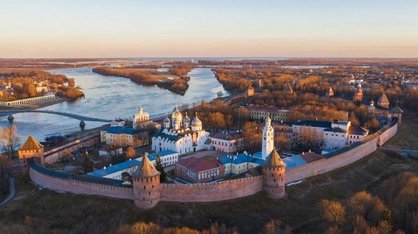 Новгородская республика: возникновение и расцвет [Музеи Кремля] [Марина Ракитина]