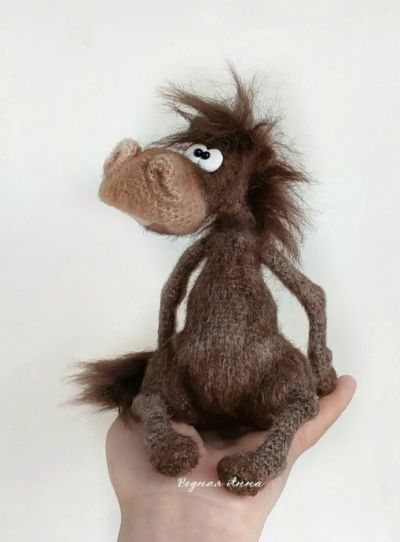 [Вязаные игрушки] КоньЯшка [Анна Родная]