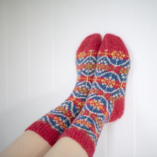 [Вязание] Вязаные спицами жаккардовые носки Fittygomash [Вяжи.ру] [Kate Davies Designs]