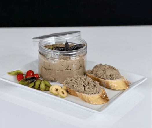 Паштет бутербродный с куриными субпродуктами, томленными в красном вине [Мария Манахова]