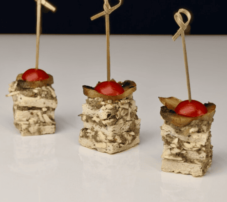 Закусочный канапе с курочкой и грибным кремом [Мария Манахова]